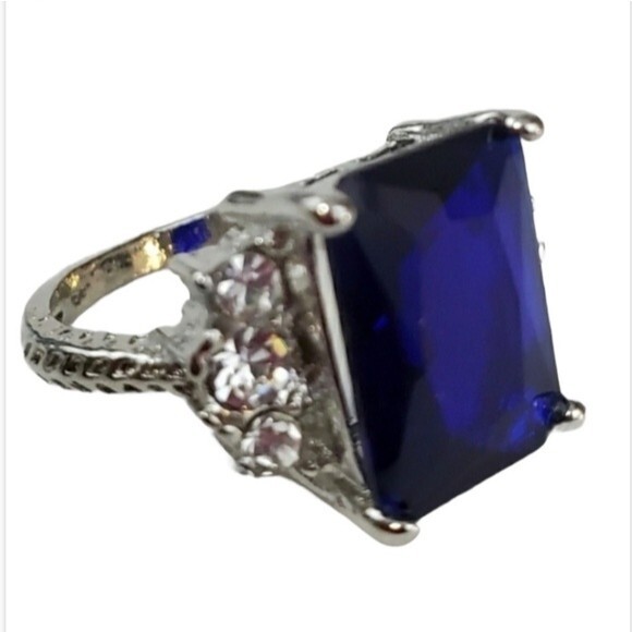 Silver Blue rhinestones Cocktail Ring size 6 - Picture 8 of 8
